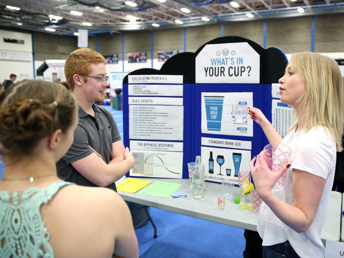 Students learn about blood alcohol level at the 2018 UW-Stout Wellness Fair.